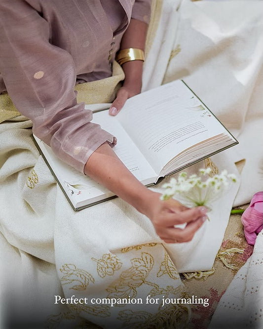 Sukoon Throw/ Blanket